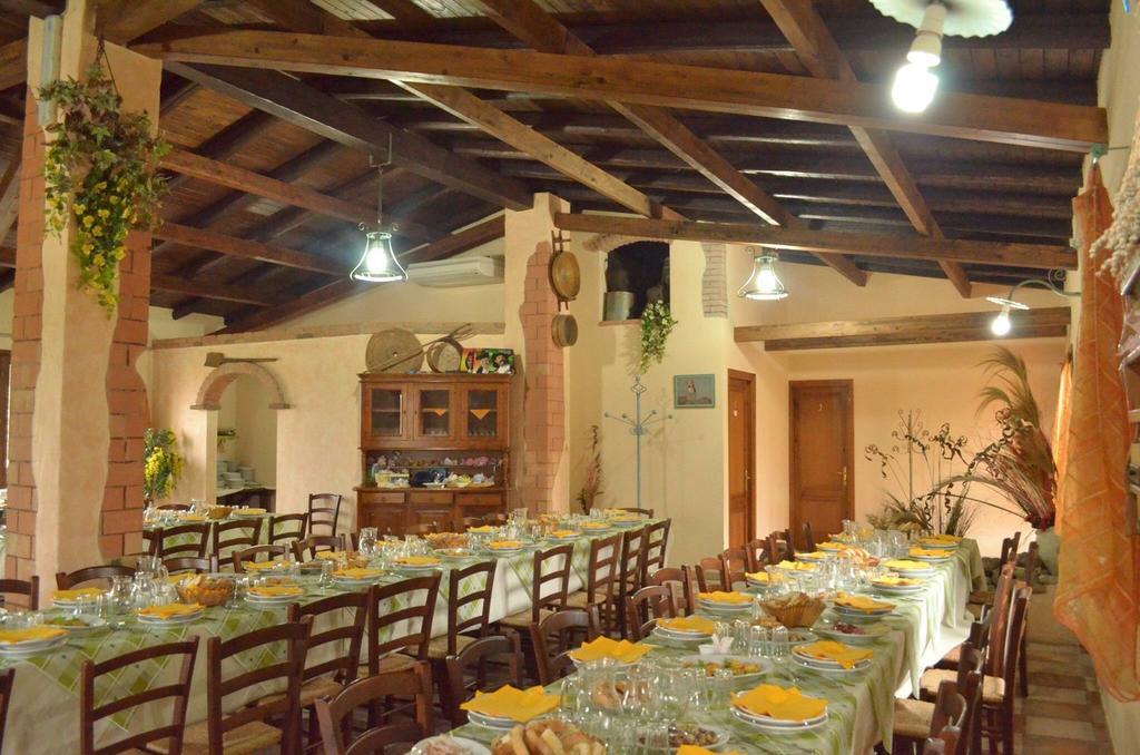 Villa Agriturismo S'Aranada à Marrùbiu Extérieur photo