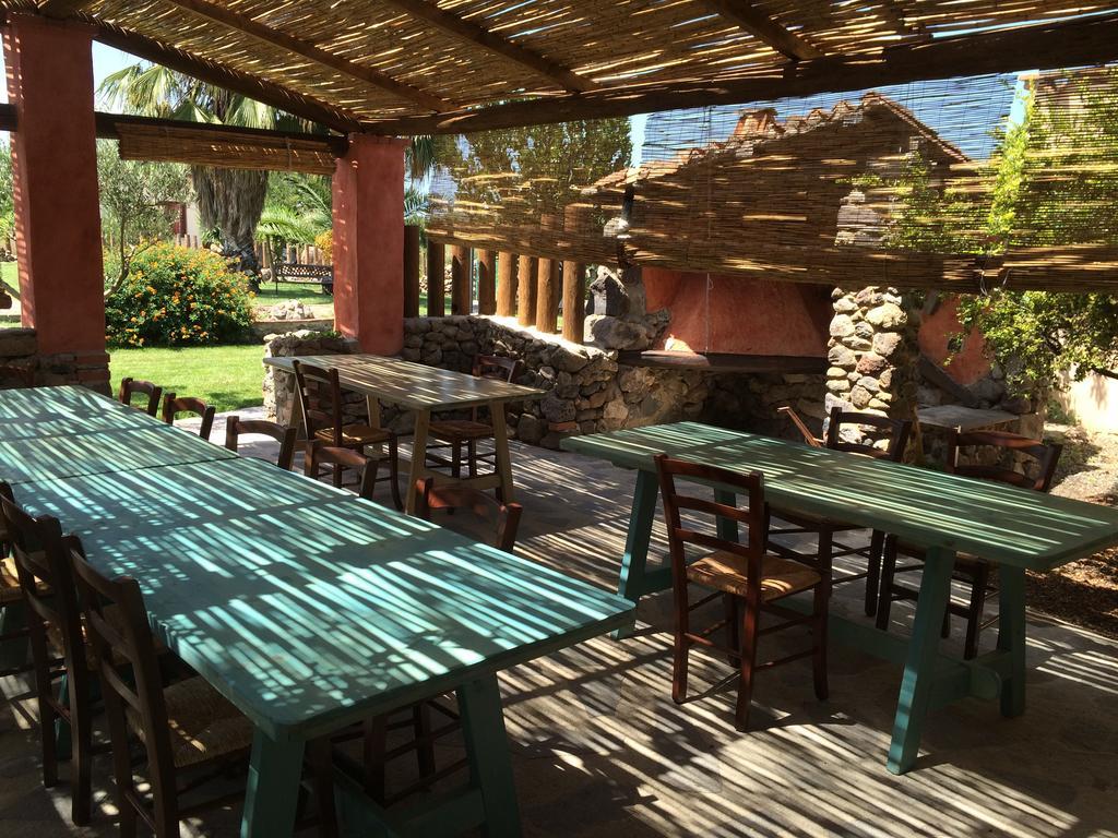 Villa Agriturismo S'Aranada à Marrùbiu Extérieur photo
