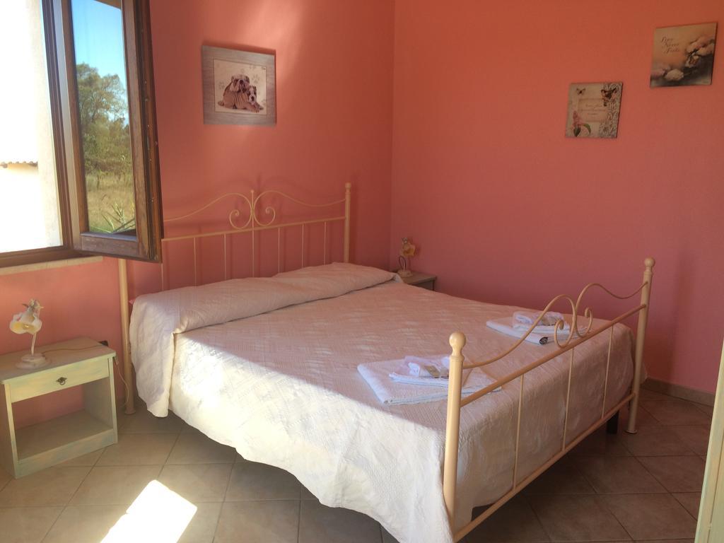 Villa Agriturismo S'Aranada à Marrùbiu Extérieur photo